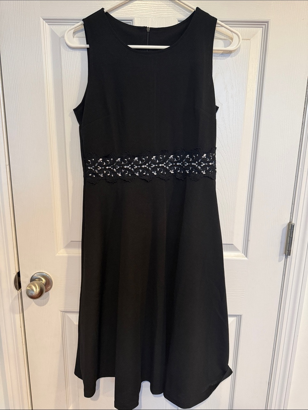 Sleeveless Black Midi Dress with Lace Waist